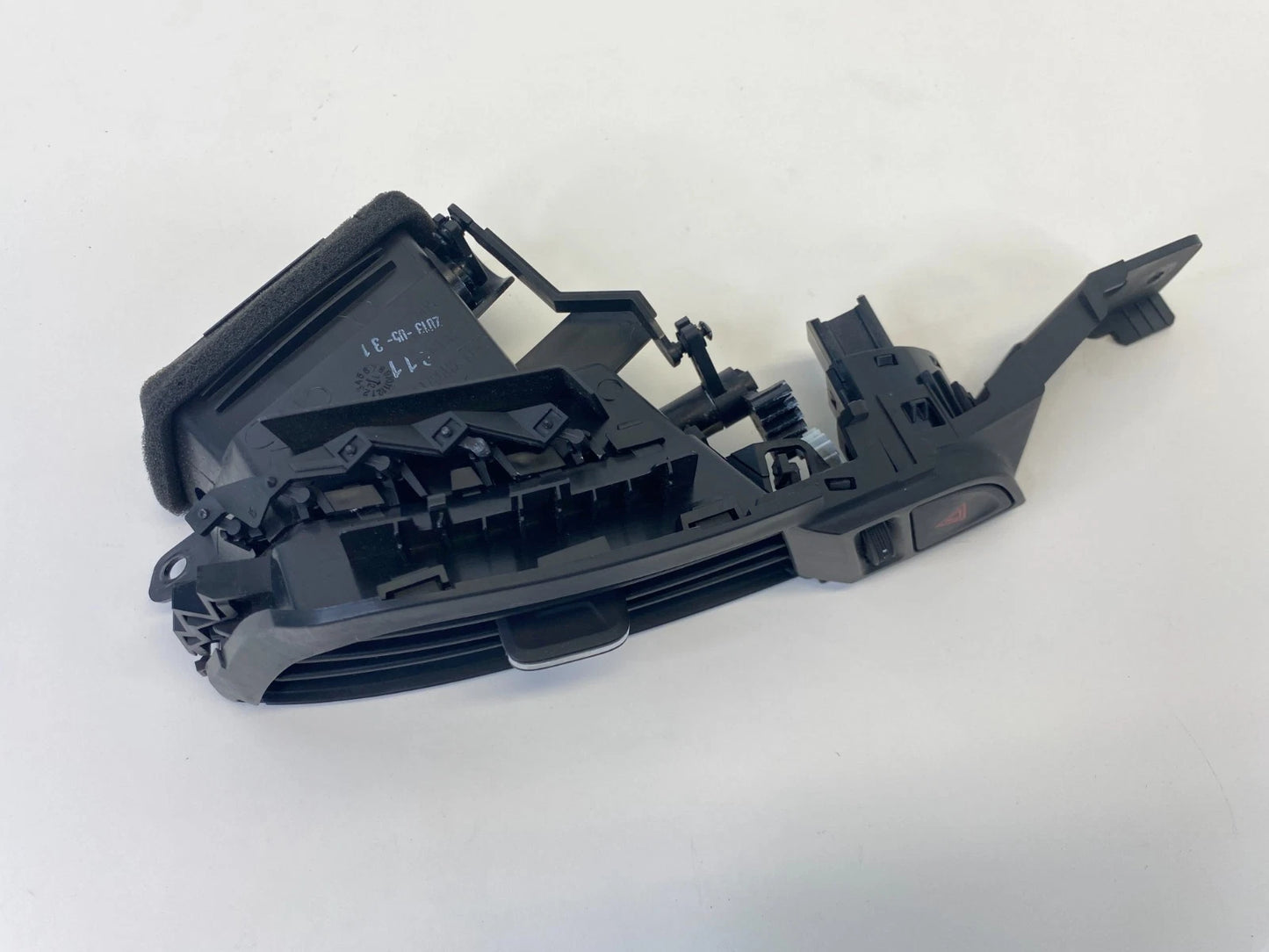2013-2019 CADILLAC ATS DASH CENTER RIGHT SIDE A/C AIR VENT GRILLE 23108719 OEM
