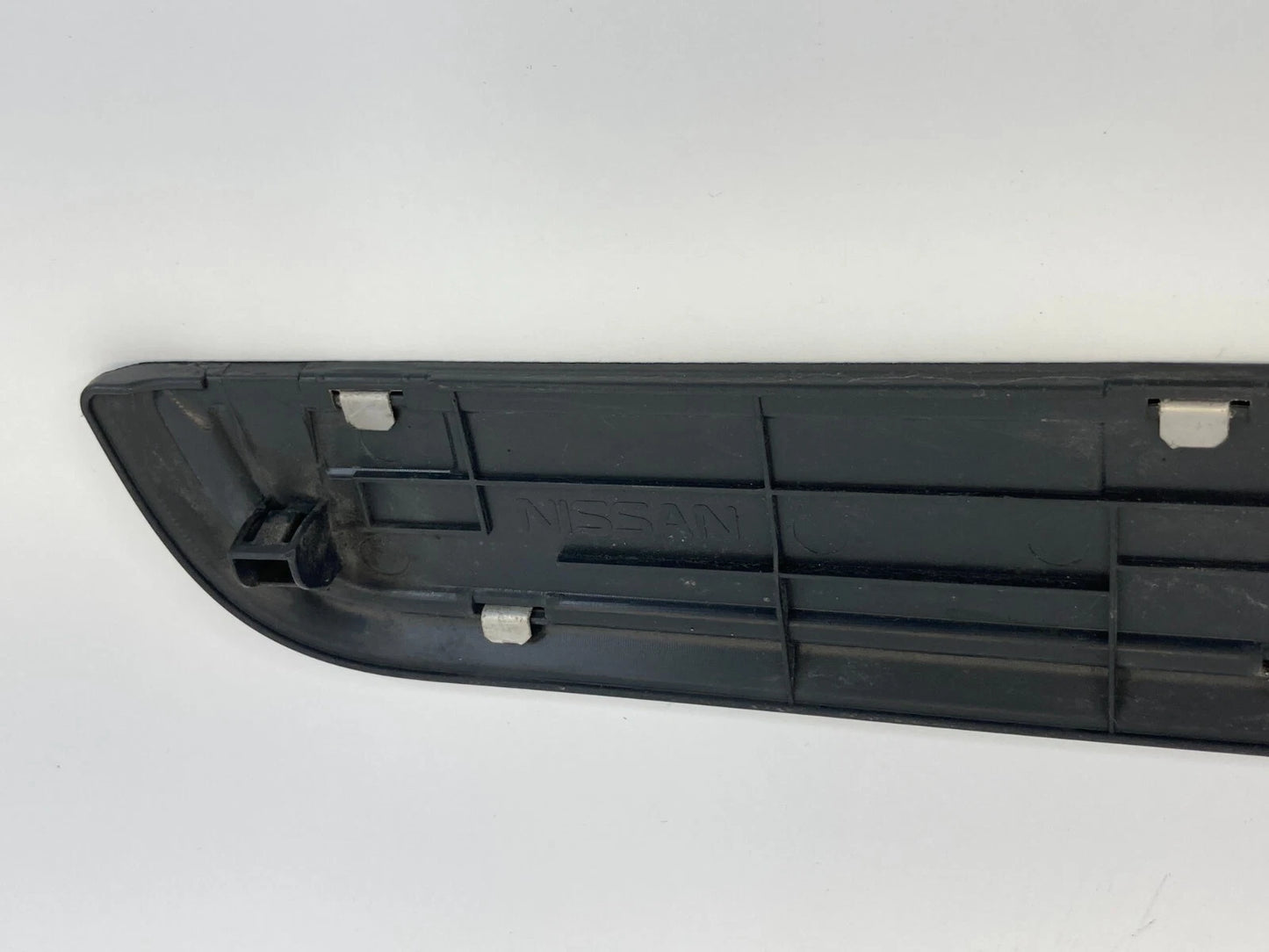 2009-2014 NISSAN MAXIMA FRONT RIGHT SIDE DOOR SILL SCUFF STEP PLATE TRIM OEM