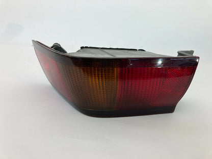 1997 1998 1999 TOYOTA CAMRY RIGHT PASSENGER SIDE TAIL LIGHT OUTER TAILLIGHT OEM