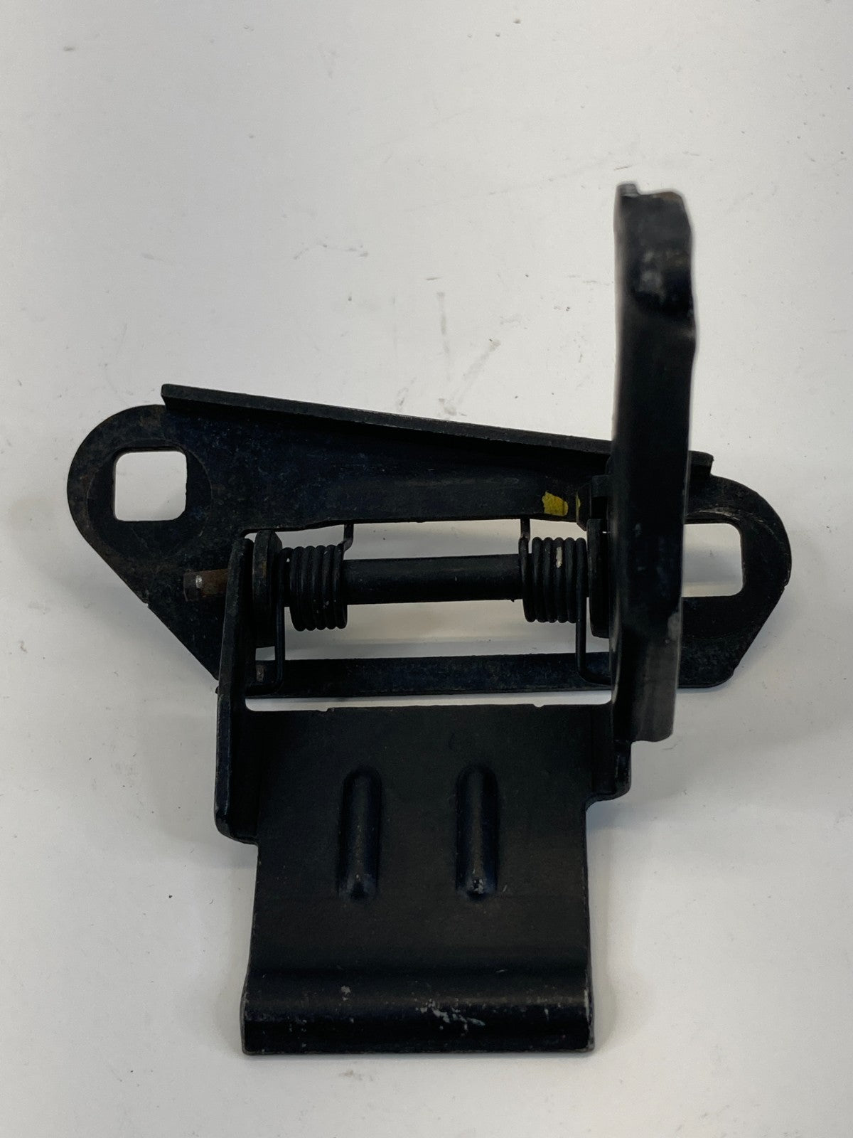 2008-2012 Land Rover LR2 Front Hood Bonnet Lock Latch Safety 6H52-16892-AC OEM