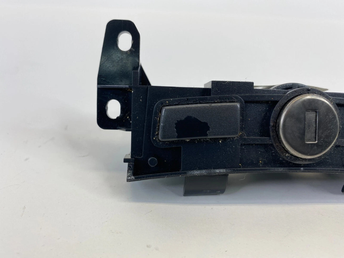 2002-2005 BMW 745I 745LI CENTER CONSOLE LID ARMREST ARM REST OPEN SWITCH LOCK