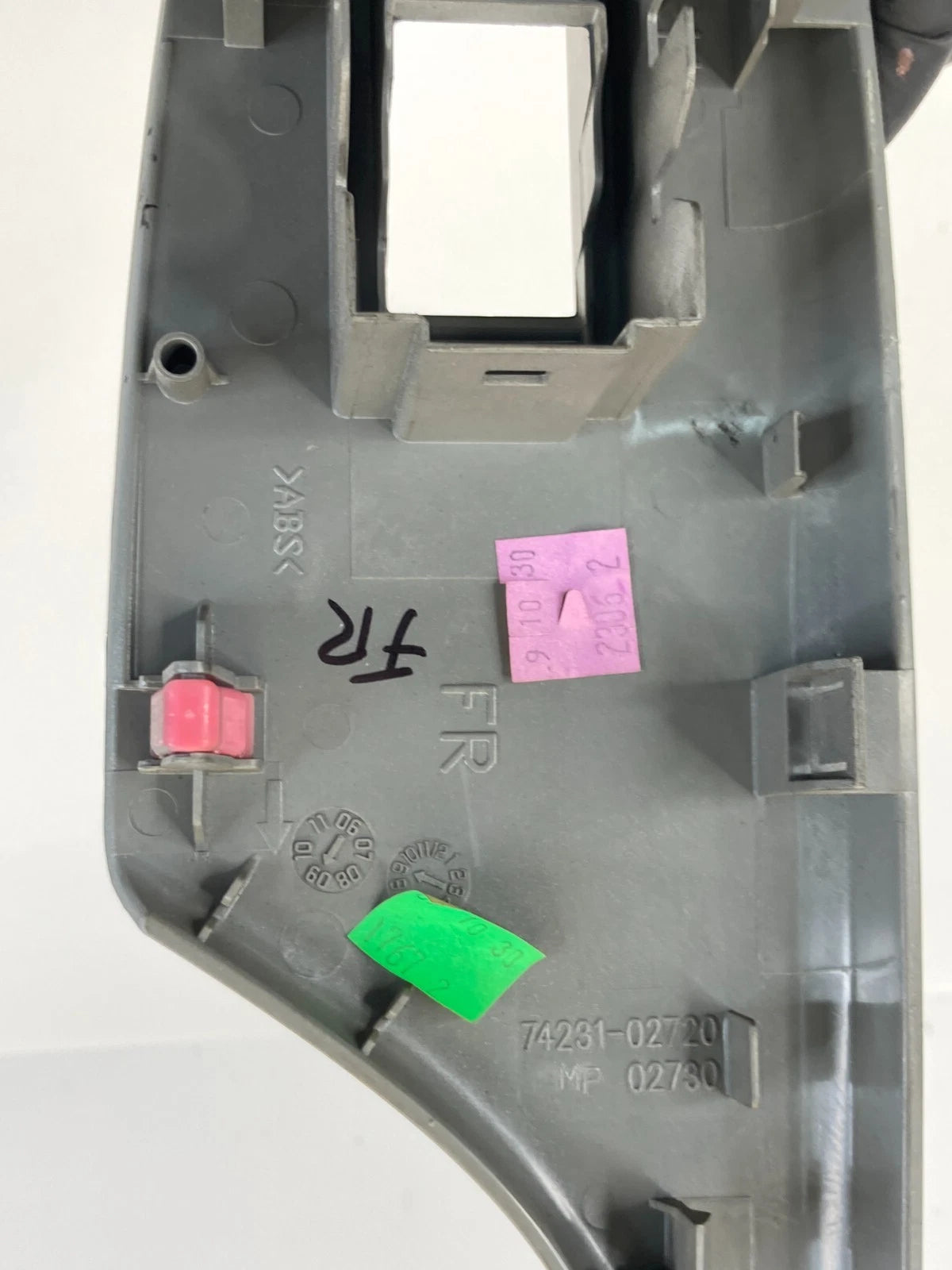 2009-2013 TOYOTA COROLLA FRONT RIGHT SIDE DOOR WINDOW SWITCH BEZEL 74231-02720