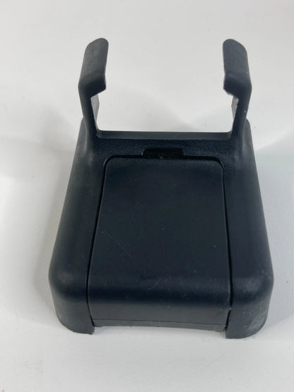 2011-2014 HYUNDAI SONATA FRONT LEFT SEAT TRACK FLOOR COVER END CAP BEZEL OEM