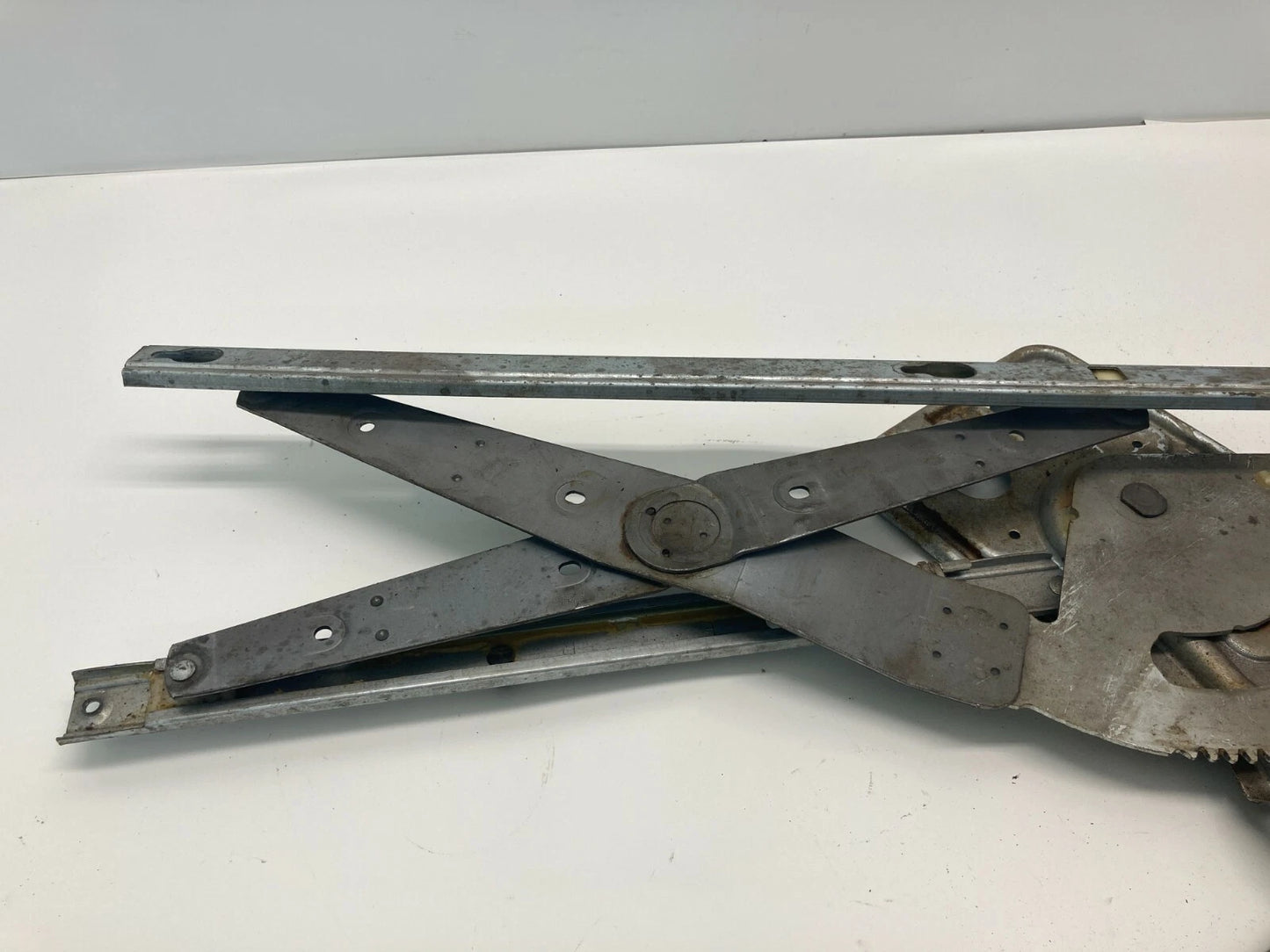 98-01 CHRYSLER CONCORDE 99-01 LHS FRONT RIGHT PASSENGER SIDE WINDOW REGULATOR
