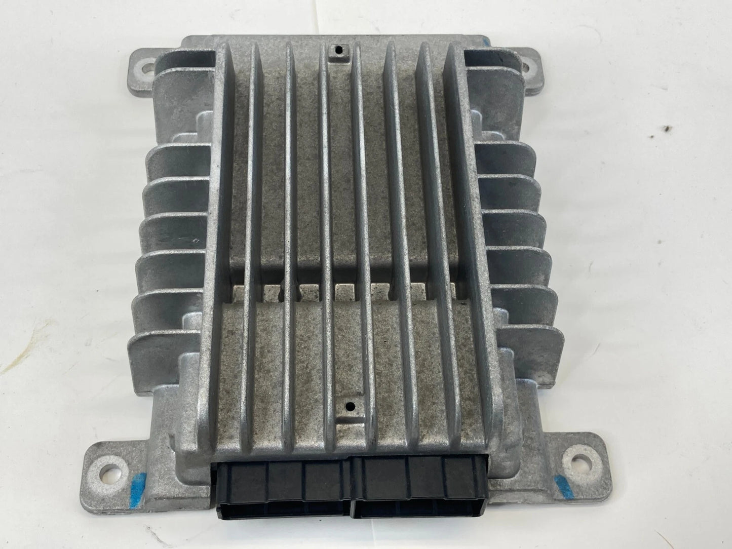 2008-2010 Infiniti QX56 Radio Audio Equipment Sound Amplifier AMP 28060-ZQ30A