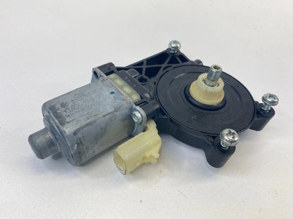 2012-2017 CHEVROLET EQUINOX REAR RIGHT DOOR POWER WINDOW MOTOR 0130822680 OEM