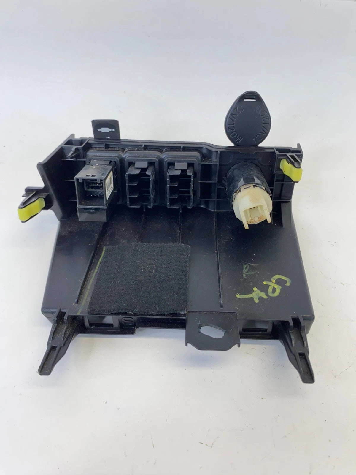 2014-2019 TOYOTA COROLLA DASH PANEL POWER OUTLET USB JACK SOCKET 86190-0R010 OEM