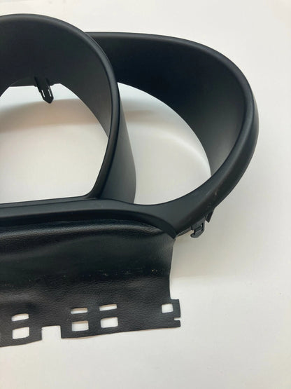 14-19 KIA SOUL SPEEDOMETER INSTRUMENT CLUSTER DASH BEZEL TRIM COVER 84830-B2000