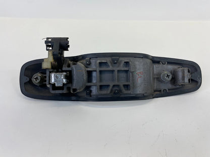 2003-2006 SUZUKI XL-7 REAR LEFT SIDE EXTERIOR DOOR HANDLE 82820-65D10 OEM