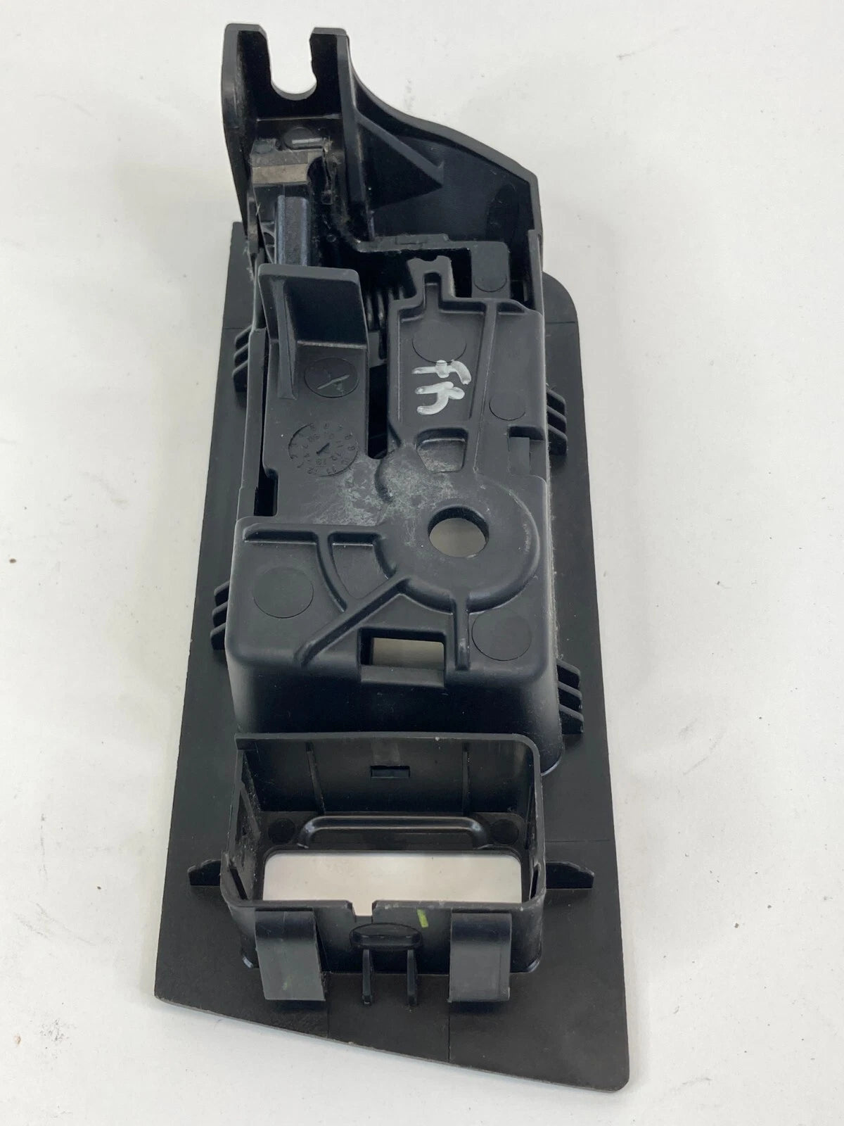 2008-2012 FORD ESCAPE SEDAN FRONT RIGHT PASSENGER INNER DOOR HANDLE 8L84-7822600
