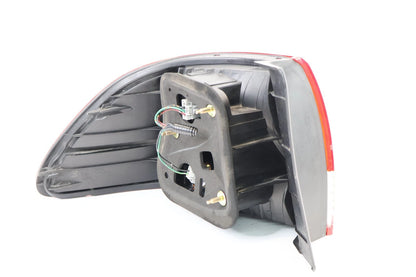 01 02 HONDA ACCORD SEDAN PASSENGER RIGHT TAILLIGHT QUARTER PANEL TAIL LIGHT OEM
