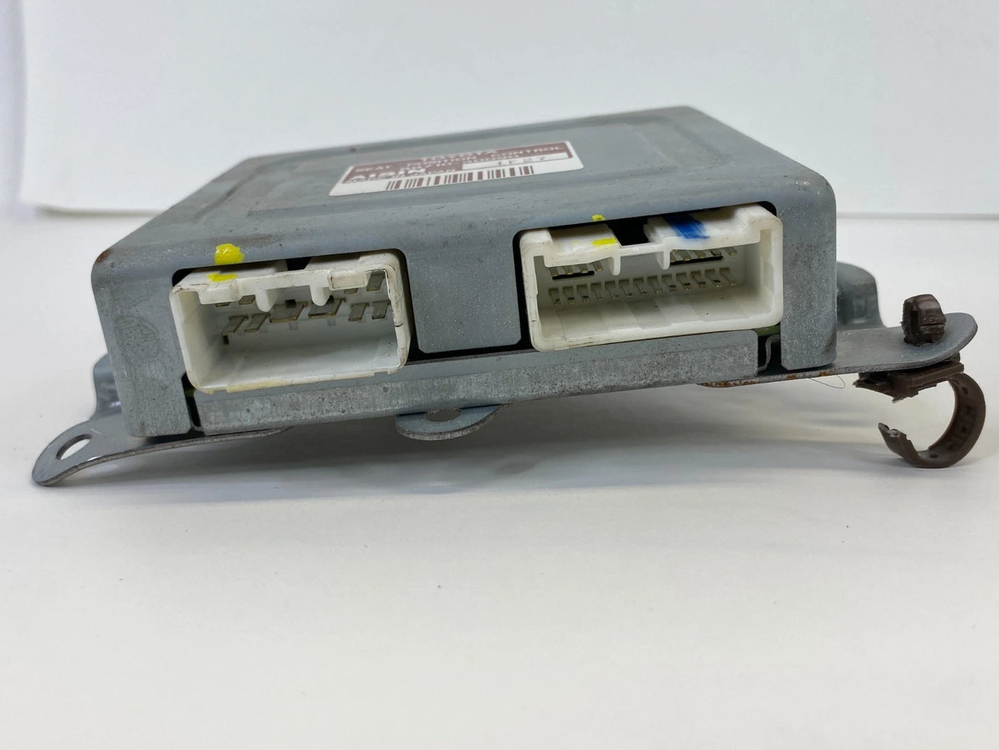 98-05 LEXUS GS300 LEFT FRONT DRIVER SEAT POSITION CONTROL MODULE 89710-30090 OEM