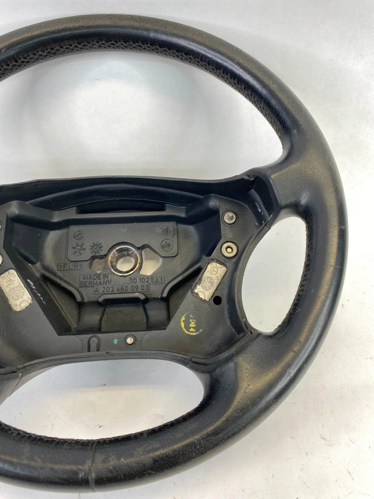 2001-2005 MERCEDES-BENZ C240 C320 STEERING WHEEL ASSEMBLY BLACK OEM A2034600903