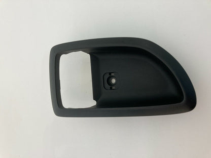 2004-2006 Kia Amanti Rear Right Side Inner Door Handle Cover Bezel 82621-3F000