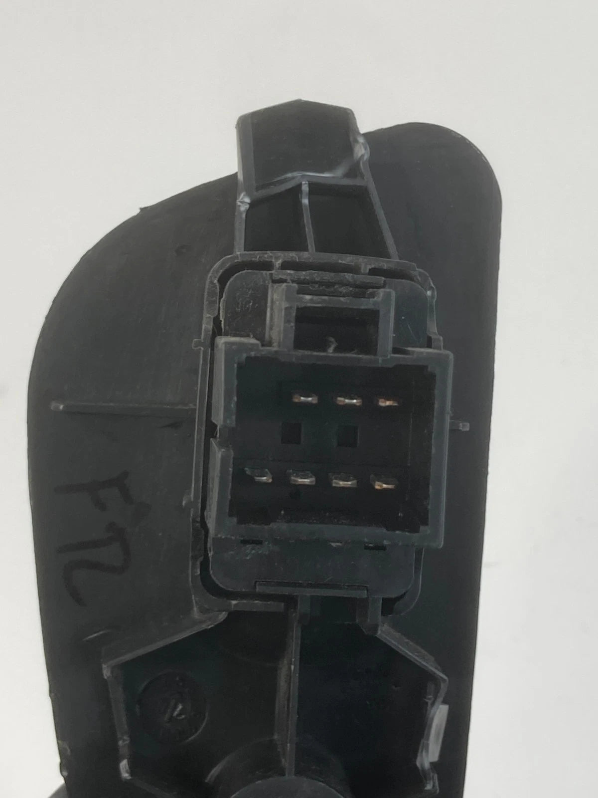 2004-2008 CHEVROLET MALIBU FRONT RIGHT DOOR WINDOW LOCK SWITCH 183126556 OEM