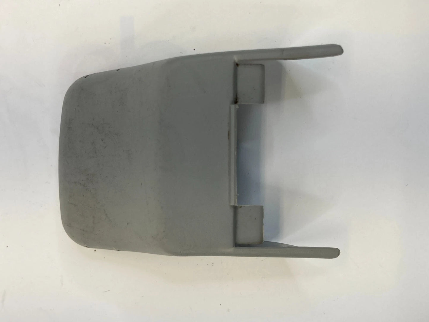 06-08 LEXUS RX400H FRONT RIGHT SEAT TRACK INNER COVER TRIM CAP 72123-48040 OEM