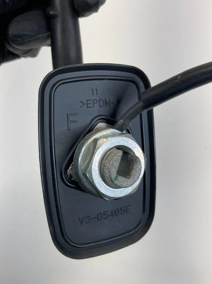 2003-2008 INFINITI FX35 ROOF MOUNTED RADIO ANTENNA SIGNAL BASE OEM