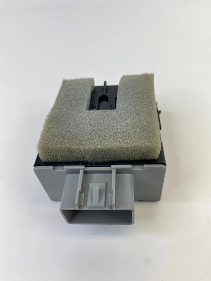 2009-2014 VOLKSWAGEN ROUTAN FRONT LEFT SIDE SEAT HEAT CONTROL MODULE P04602753AB