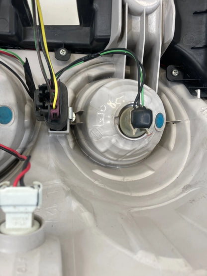 2010-2015 CHEVROLET CHEVY EQUINOX LEFT DRIVER SIDE TAIL LIGHT TAILLIGHT ASSY OEM