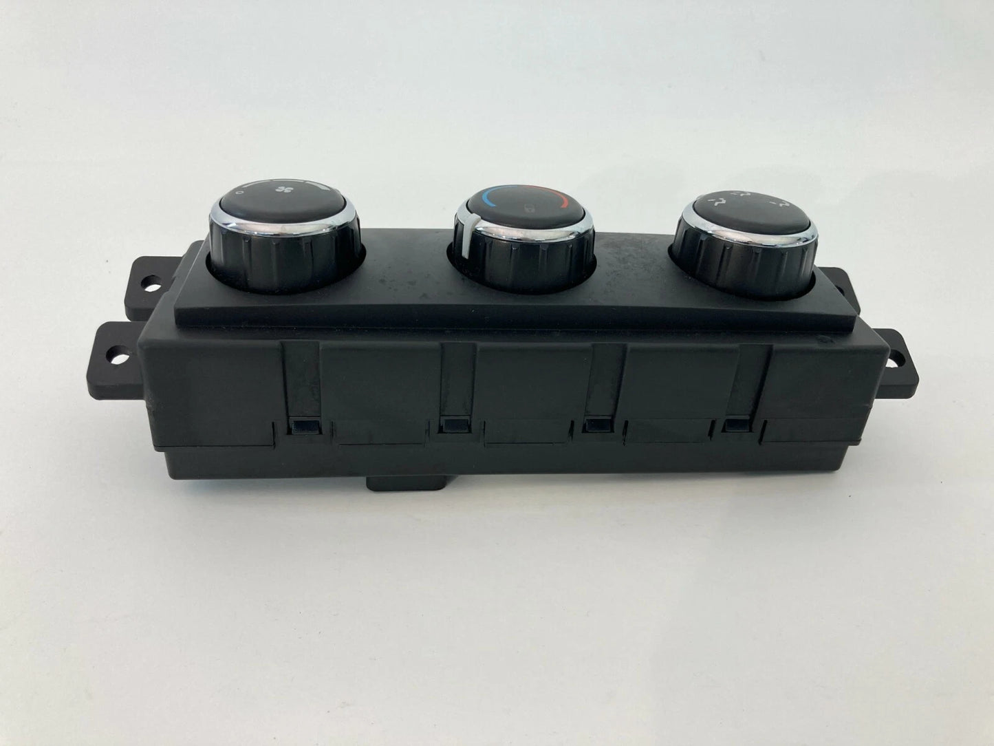08-11 TOWN & COUNTRY GRAND CARAVAN ROOF MOUNTED REAR CLIMATE CONTROL 55111810AD