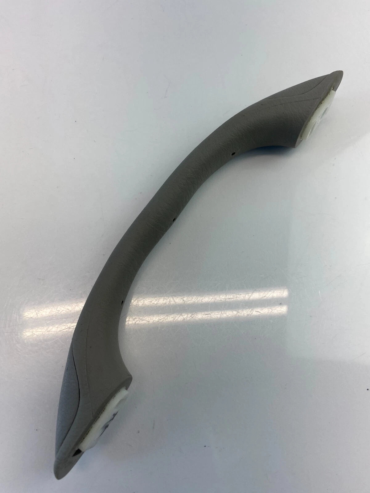 2001-2007 TOYOTA HIGHLANDER ROOF REAR LEFT DRIVER INNER INTERIOR GRAB HANDLE BAR