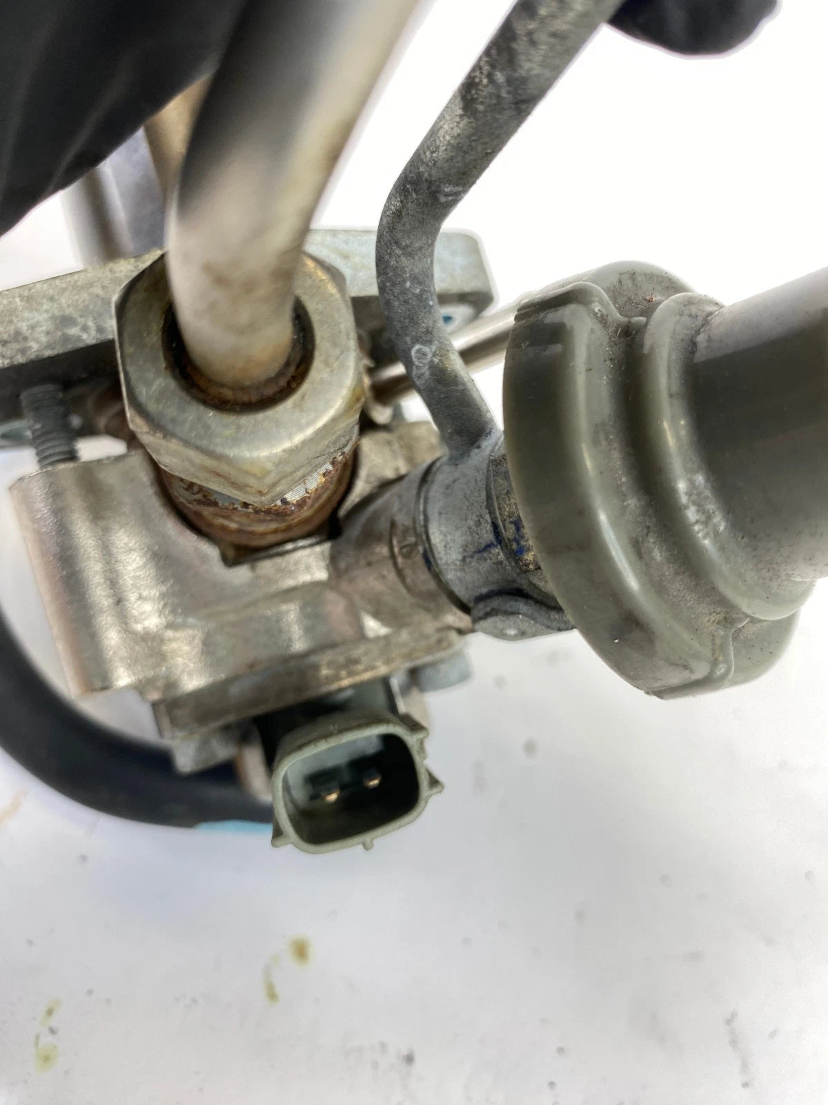 2006-2015 LEXUS IS250 IS350 ENGINE HIGH PRESSURE FUEL PUMP HPFP OEM