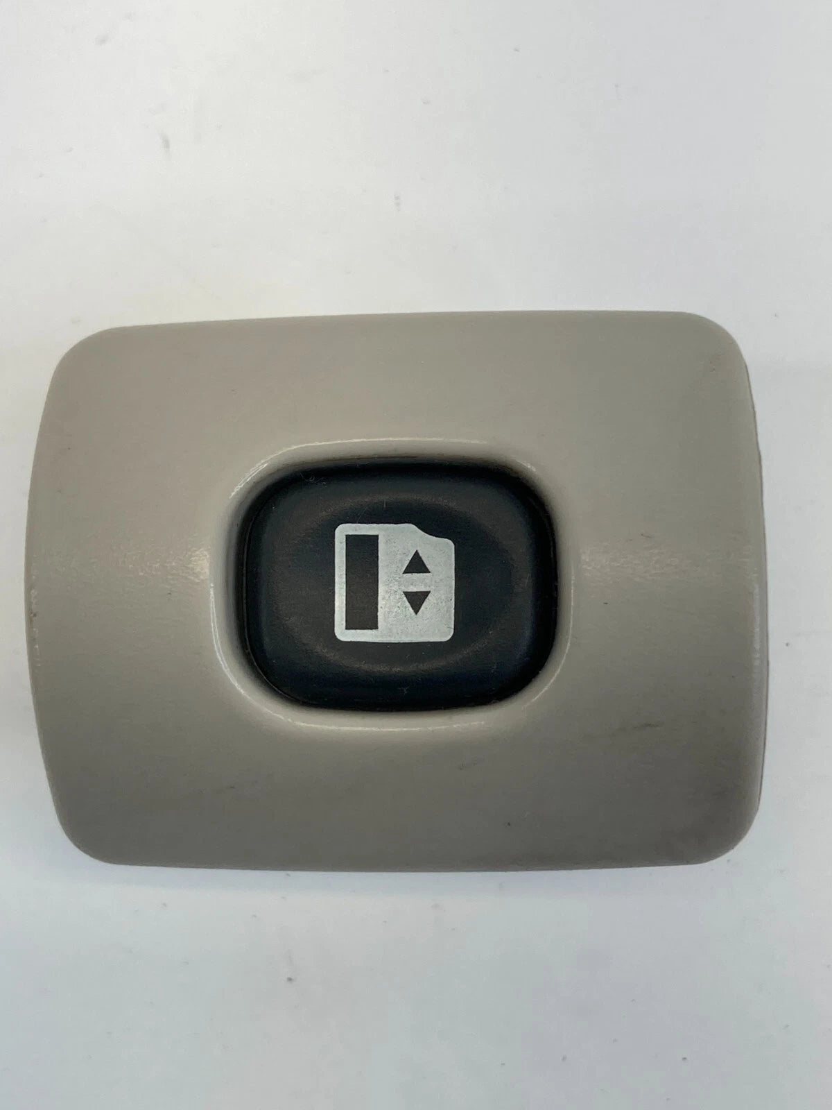 2009-2014 VOLKSWAGEN ROUTAN REAR RIGHT SIDE POWER SLIDING DOOR CONTROL SWITCH