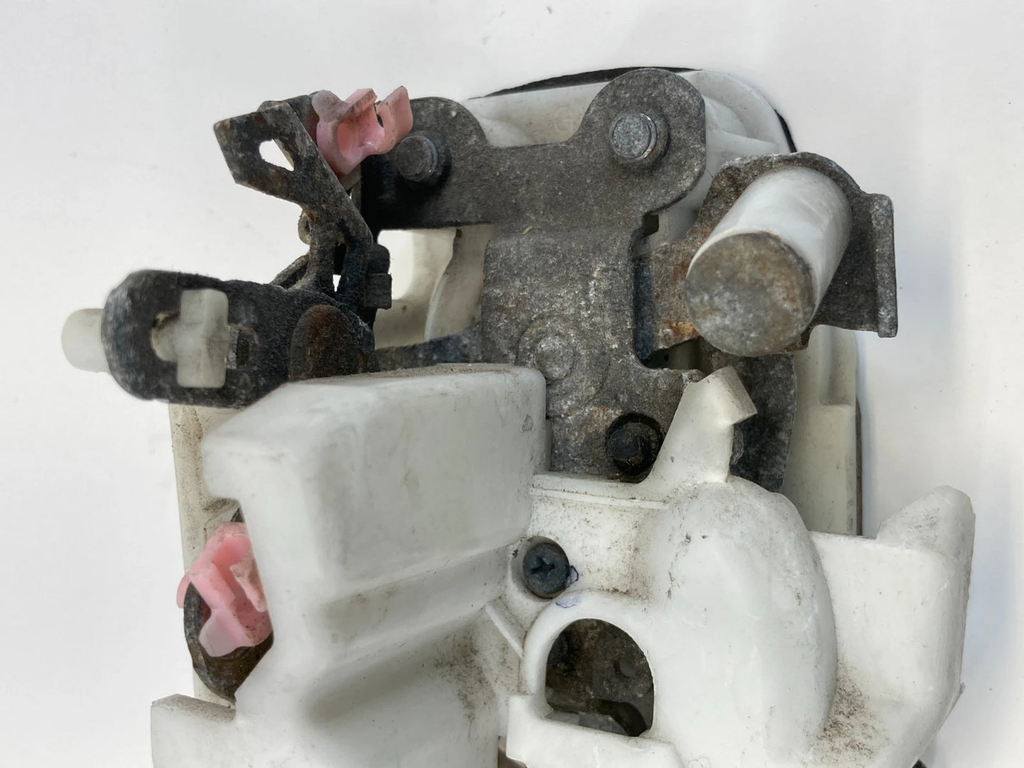 01-05 HONDA CIVIC SEDAN REAR LEFT SIDE MANUAL DOOR LATCH LOCK RELEASE ACTUATOR