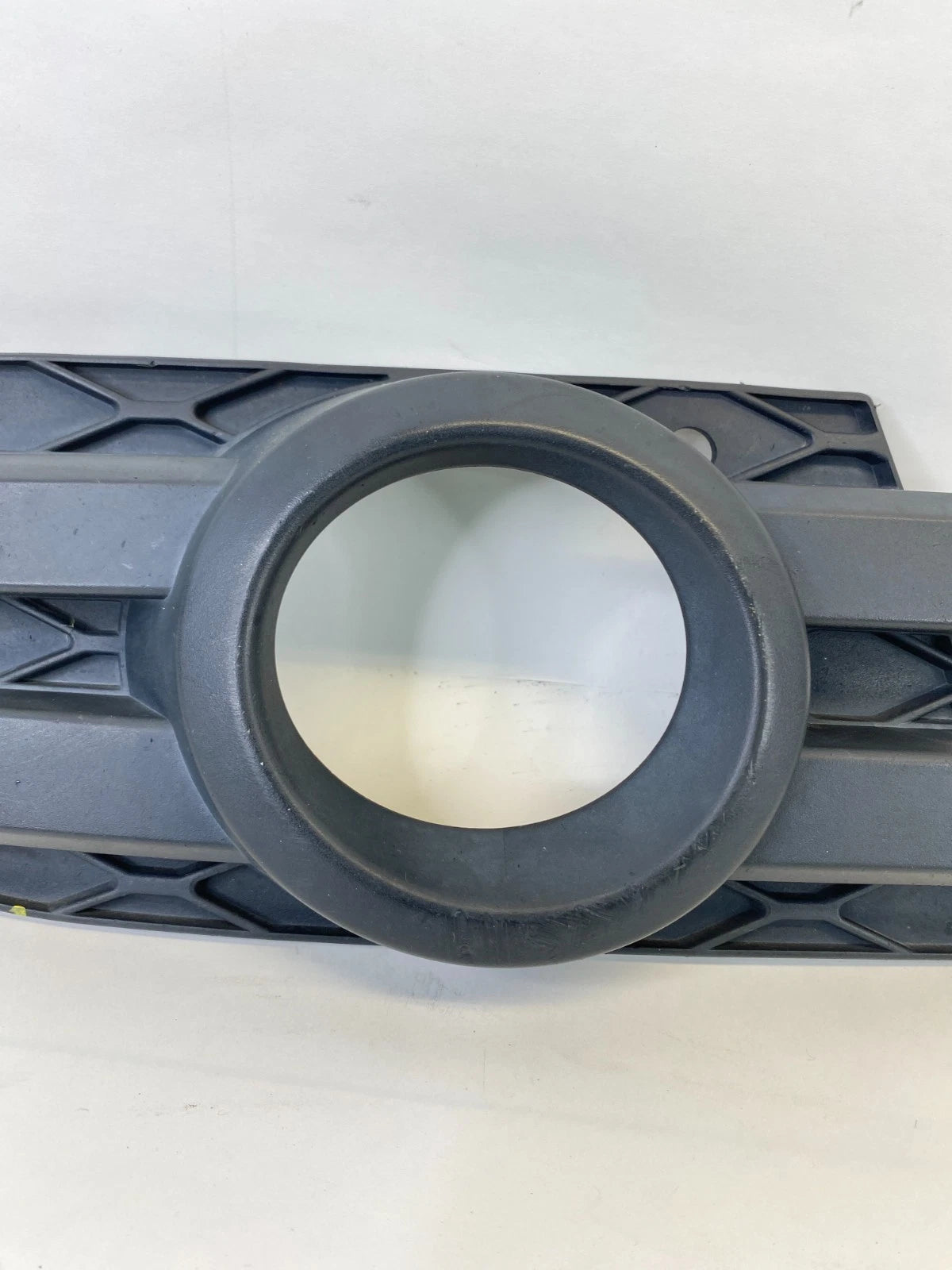 07-09 MERCEDES GL450 X164 FRONT BUMPER FOG LIGHT COVER RH SIDE A1648850223 OEM