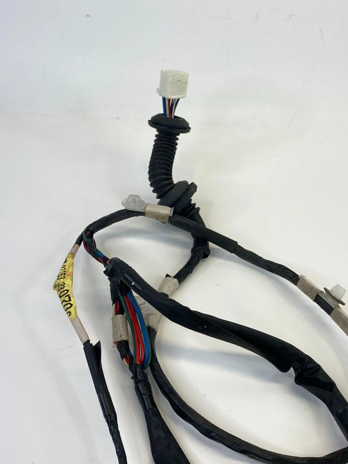 1997-2001 LEXUS ES300 REAR RIGHT SIDE DOOR WIRE WIRING HARNESS 82153-33070 OEM