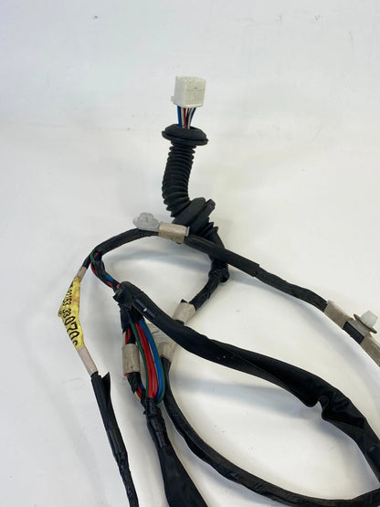 1997-2001 LEXUS ES300 REAR RIGHT SIDE DOOR WIRE WIRING HARNESS 82153-33070 OEM
