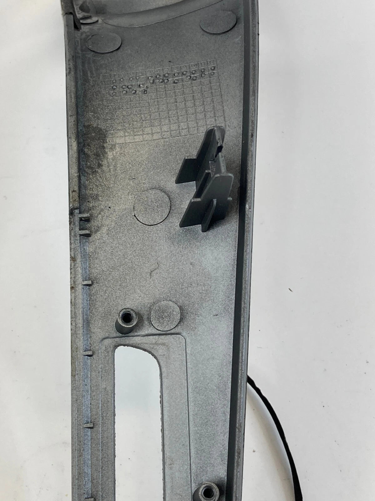 11 12 13 14 15 16 CHEVROLET CRUZE A/T CENTER CONSOLE SHIFTER BEZEL TRIM 95374983
