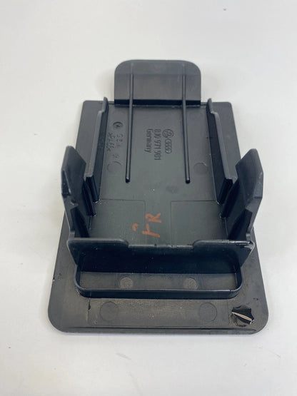 2013-2016 AUDI A4 FRONT RIGHT FLOOR SEAT WIRING CONNECTOR CAP CAVER 8J0971981