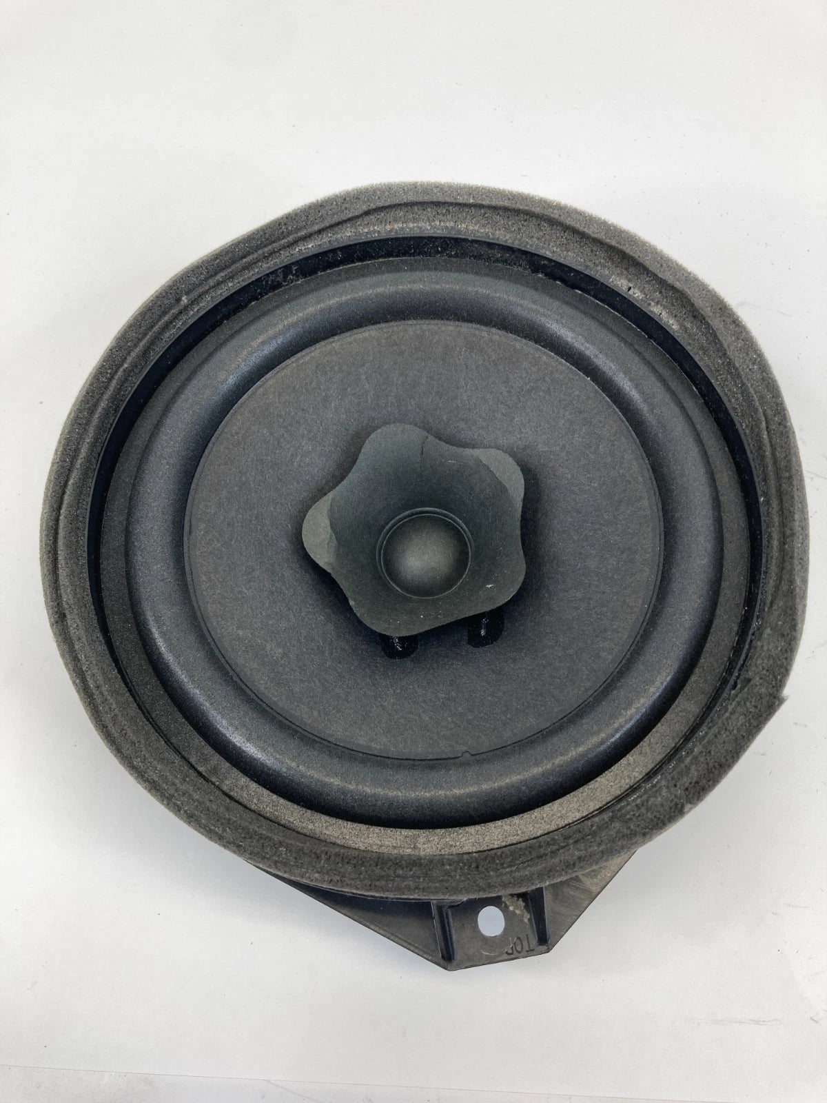 10-17 GMC TERRAIN CHEVROLET EQUINOX REAR LEFT DOOR RADIO SPEAKER 25845394 OEM