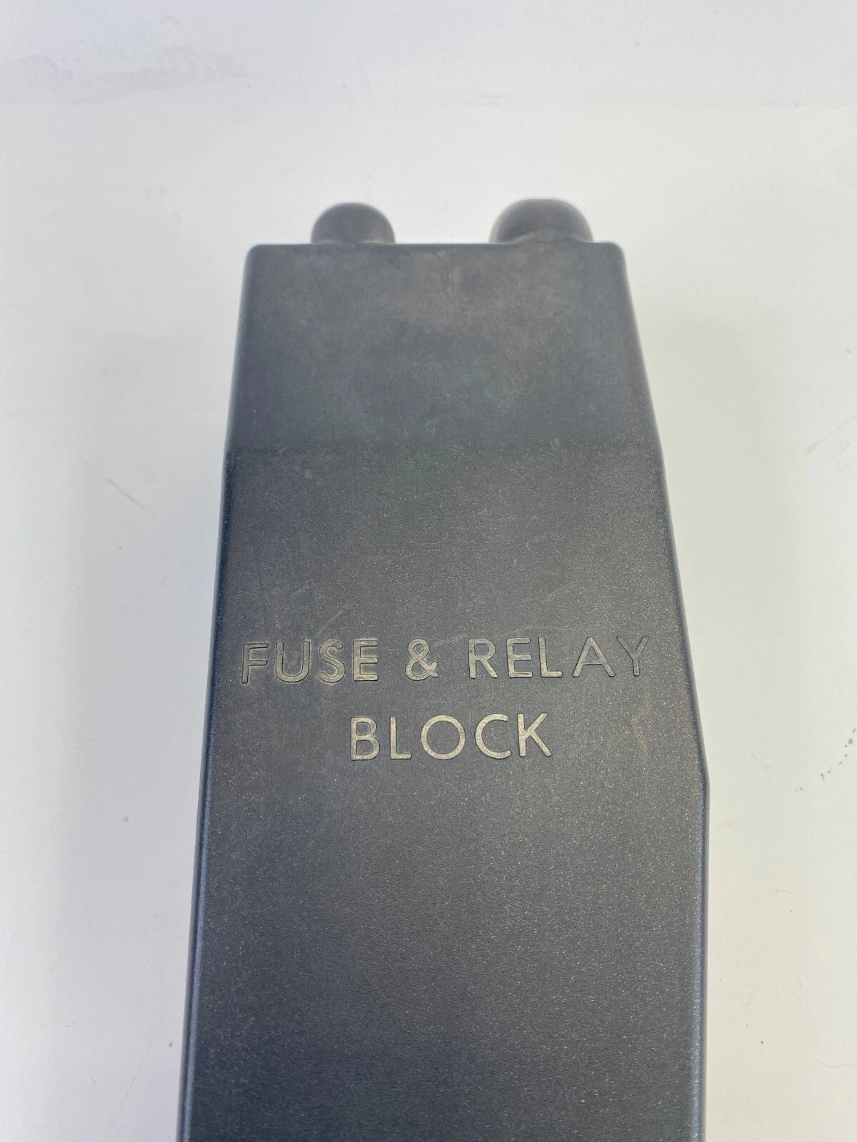 2009 2010 2011 KIA BORREGO 3.8L FUSE RELAY BOX BLOCK COMPARTMENT COVER LID