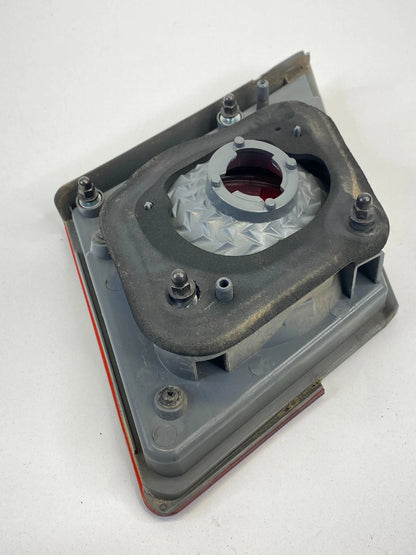 2011-2016 CHEVROLET CRUZE REAR RIGHT PASSENGER SIDE TAIL LIGHT TRUNK TAILLIGHT