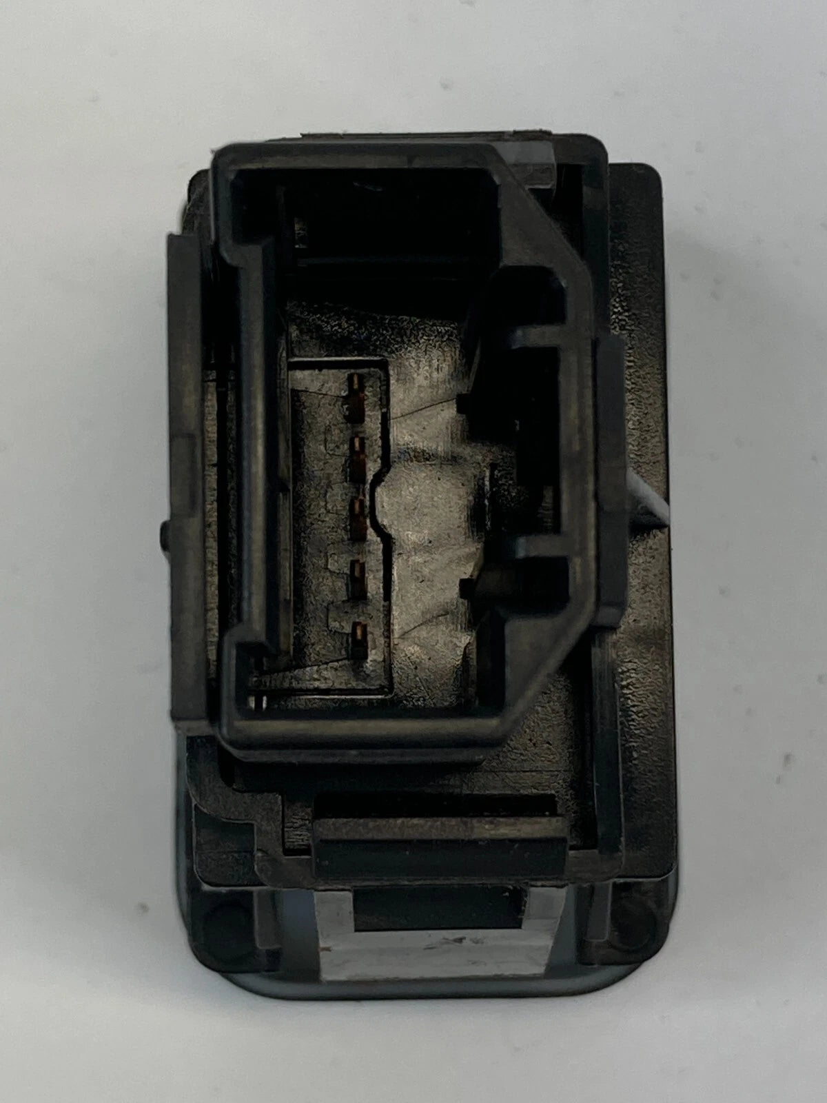 2005-2010 HONDA ODYSSEY FRONT DASH STABILITY CONTROL OFF BUTTON SWITCH M24985