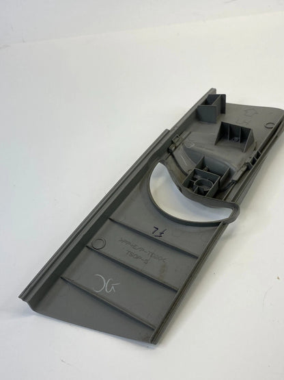 07-11 TOYOTA CAMRY FRONT LEFT SIDE SEAT BELT HEIGHT ADJUSTER COVER 73024-06030