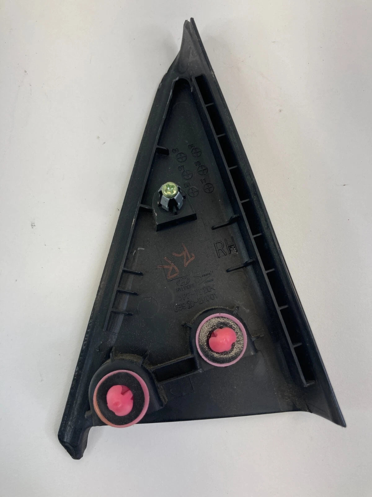 2007-2010 HYUNDAI ELANTRA SEDAN REAR RIGHT INNER DOOR FILLER MOLDING 83920-2H001