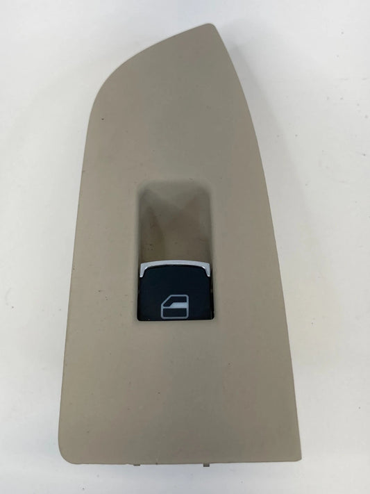 2009-2017 VOLKSWAGEN CC REAR RIGHT SIDE DOOR WINDOW SWITCH W/ BEZEL 3C8867376A