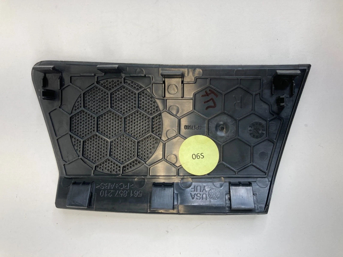 2012-2019 VOLKSWAGEN PASSAT DASH RIGHT SIDE SPEAKER TRIM COVER GRILLE 561857210