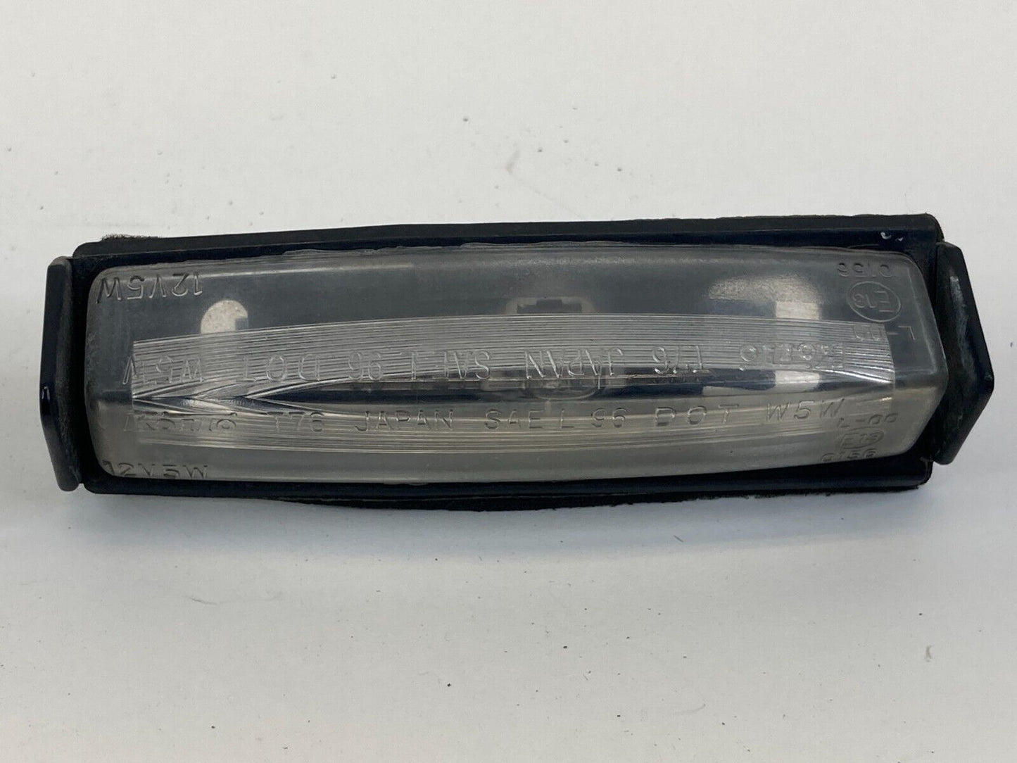 02 03 Lexus ES300 04-06 ES330 Rear Trunk License Plate Light Lamp Trim Panel OEM