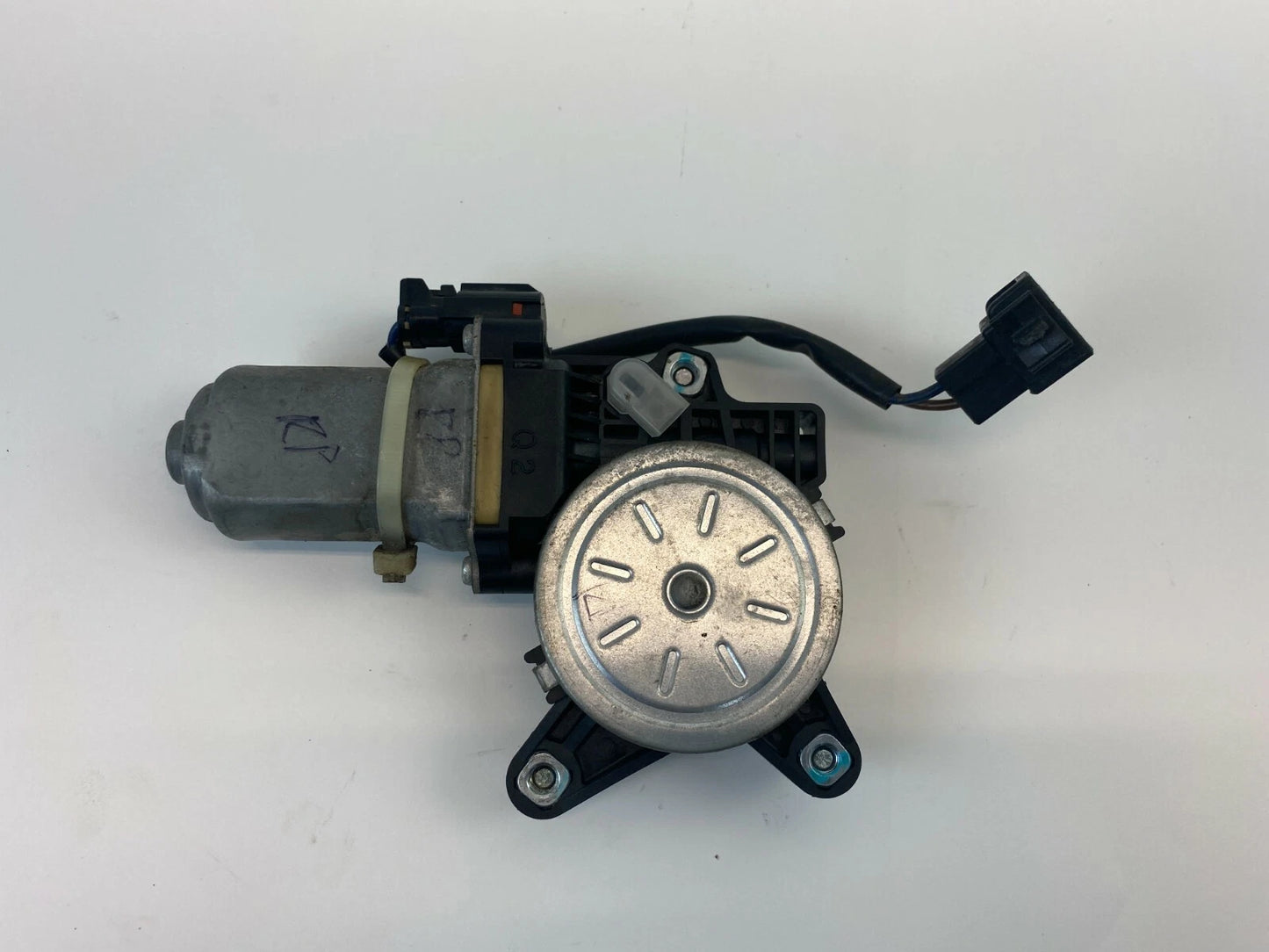 2008 2009 2010 SATURN VUE REAR RIGHT SIDE DOOR POWER WINDOW MOTOR ASSY 96672885