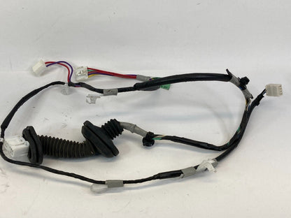 2007-2011 Toyota Camry Rear Right Side Door Wire Wiring Harness 82153-06100D OEM