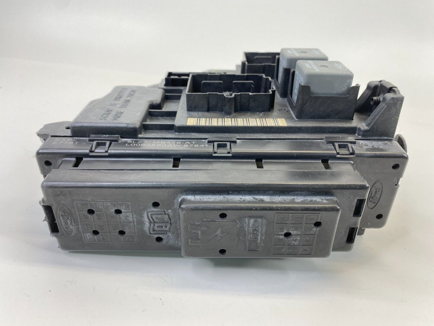 2006 2007 Ford Explorer Mountaineer Fuse Box Body Control Module 6L2T-14B476-AT