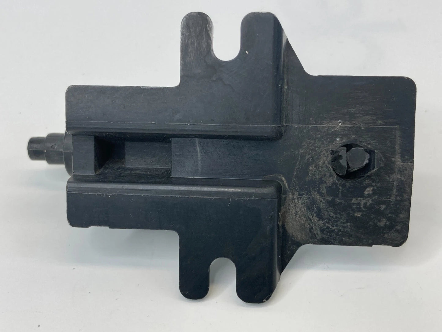 2000-2005 CADILLAC DEVILLE HOOD LATCH MOUNTED AIR AMBIENT TEMP SENSOR OEM