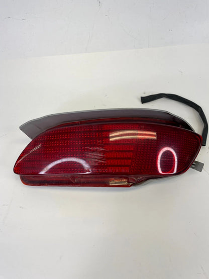 2007-2009 LEXUS RX350 REAR RIGHT SIDE BUMPER LOWER MARKER LIGHT LAMP OEM
