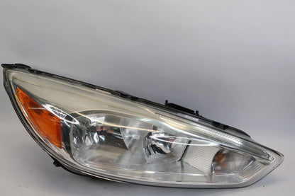 15-18 FORD FOCUS FR RIGHT PASSENGER SIDE HEADLIGHT LAMP HALOGEN F1EB13W029N OEM