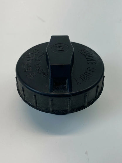 2002 2003 2004 2005 SUZUKI AERIO SEDAN FUEL GAS TANK FILLER CAP LID COVER OEM