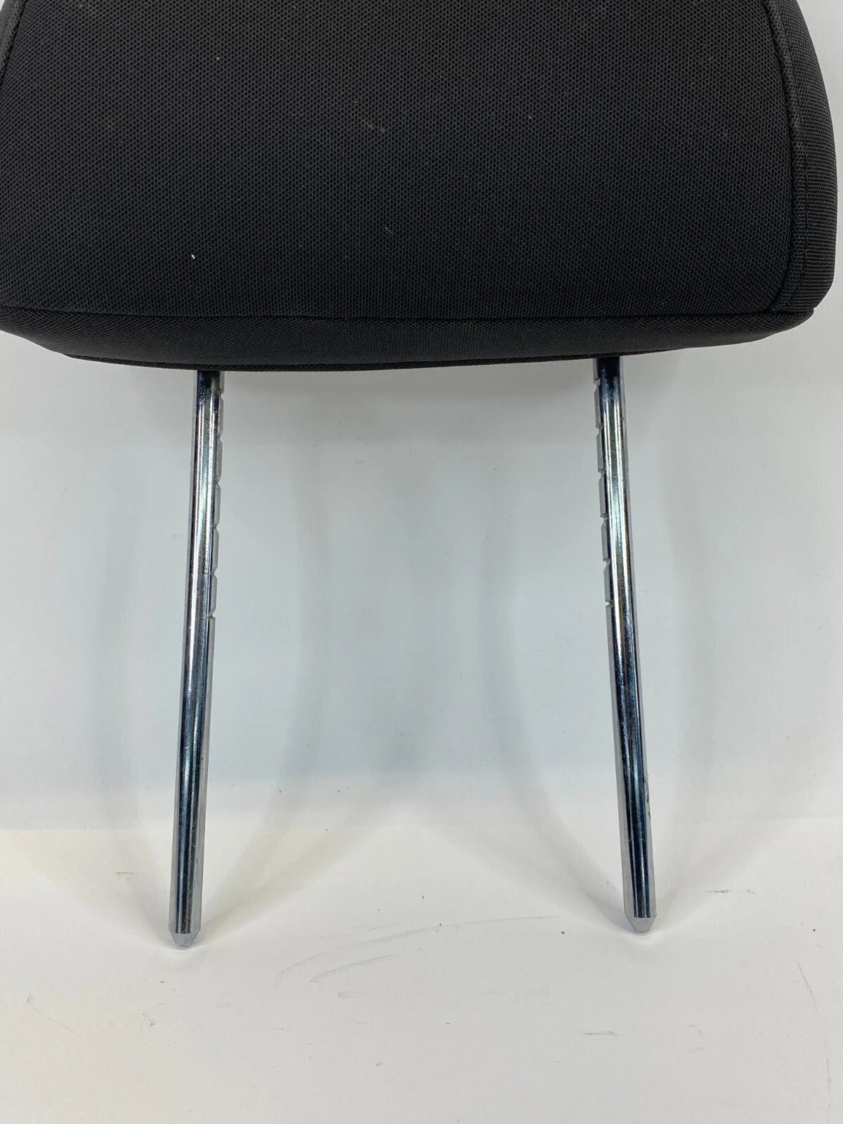 2012-2015 CHEVROLET CAPTIVA SPORT FRONT LEFT SEAT HEADREST HEAD REST OEM